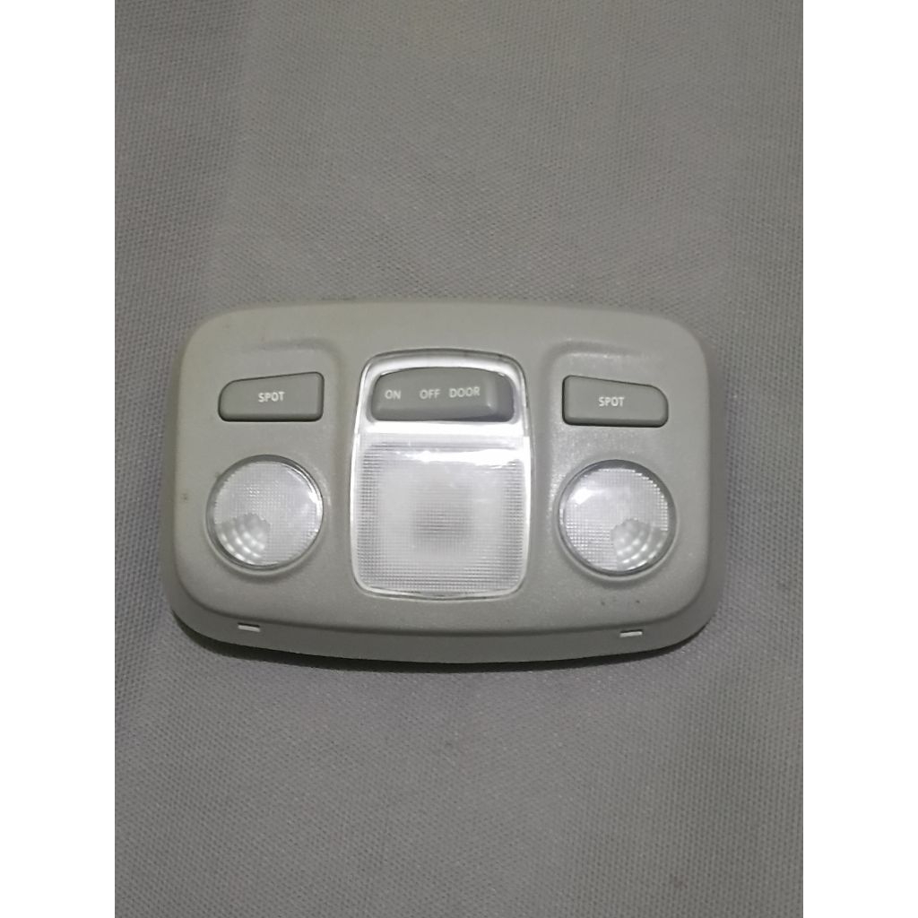 Lampu Plapon Mobil Avanza new Tahun 2012-2020