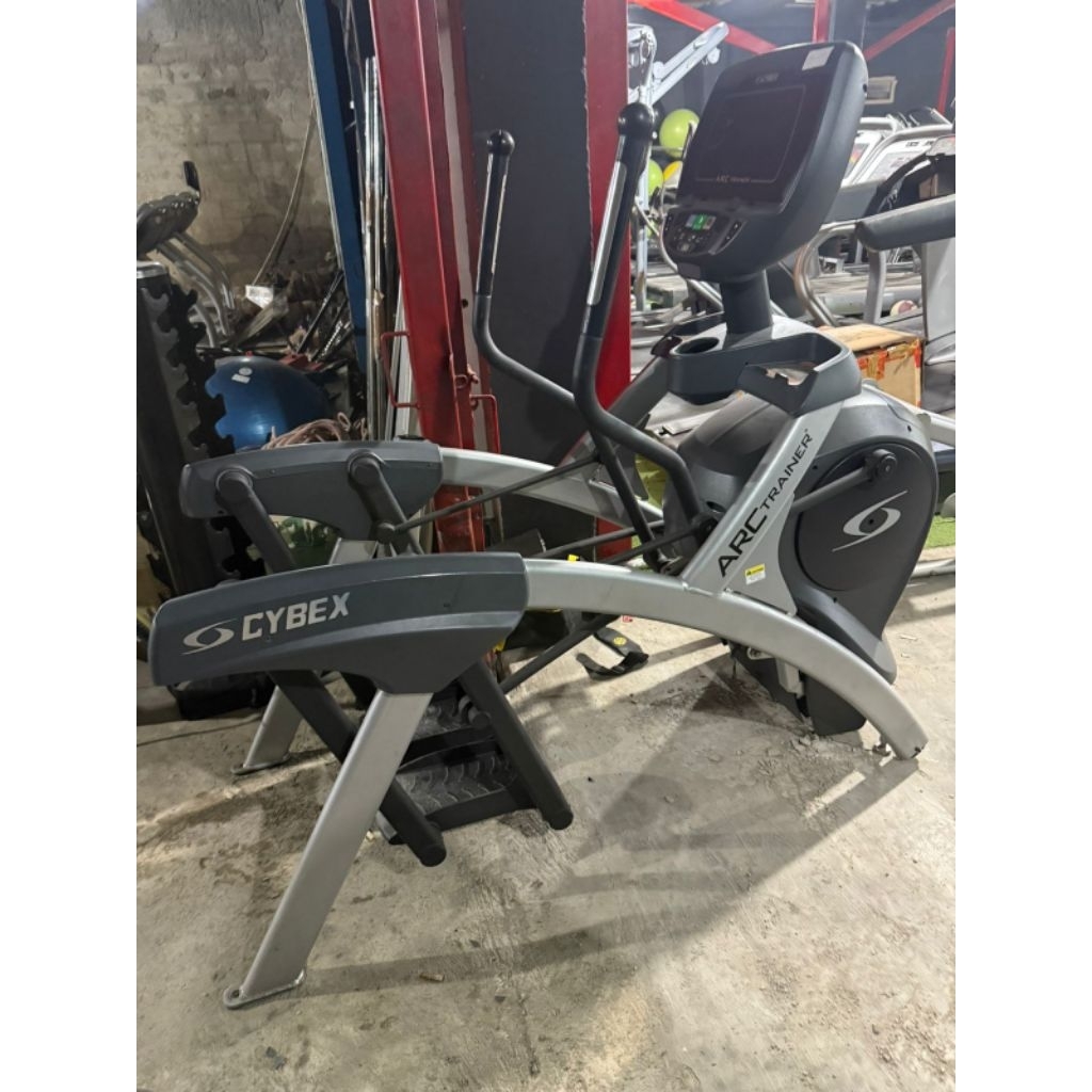 Cybex arc trainer