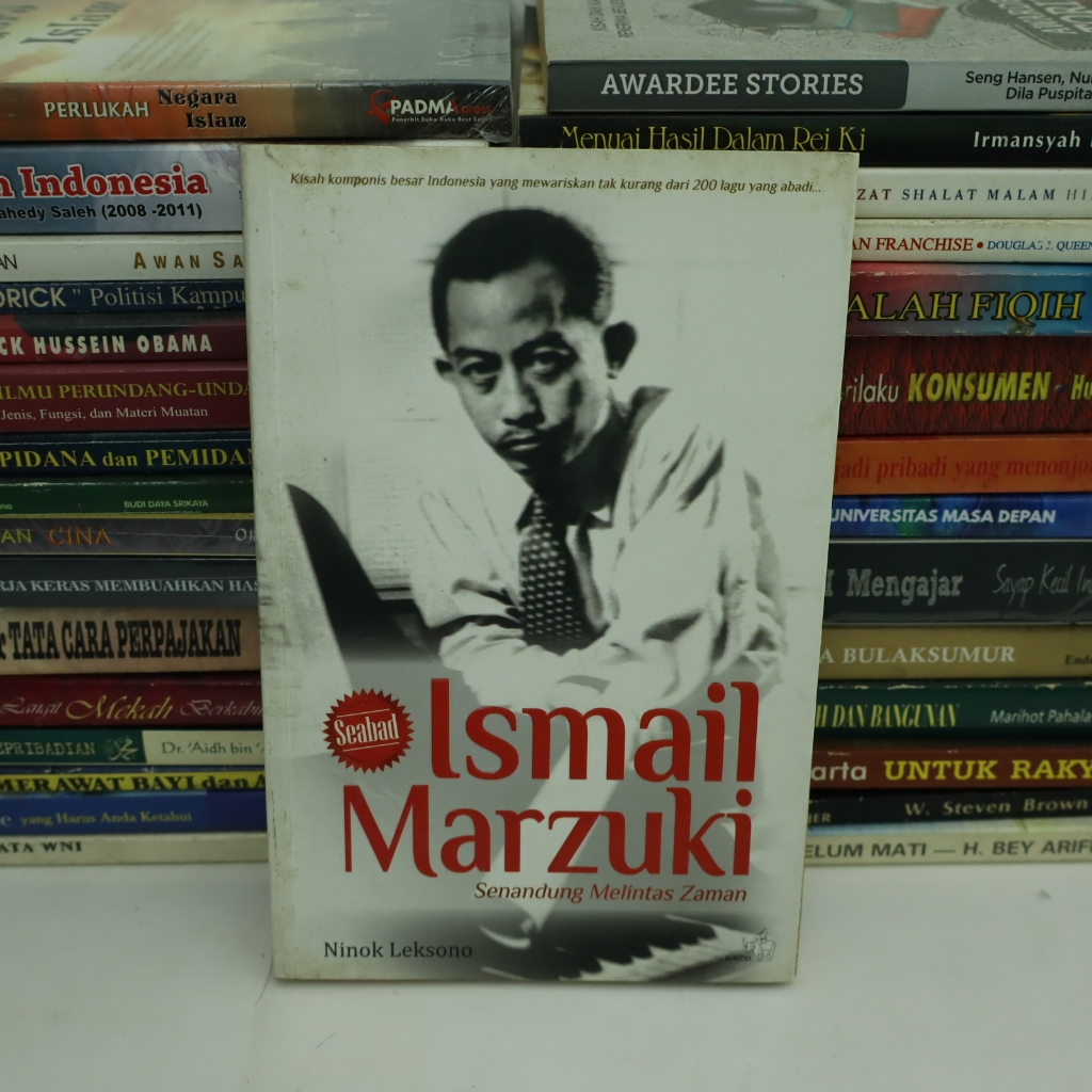 BUKU ISMAIL MARZUKI SENANDUNG MELINTAS ZAMAN