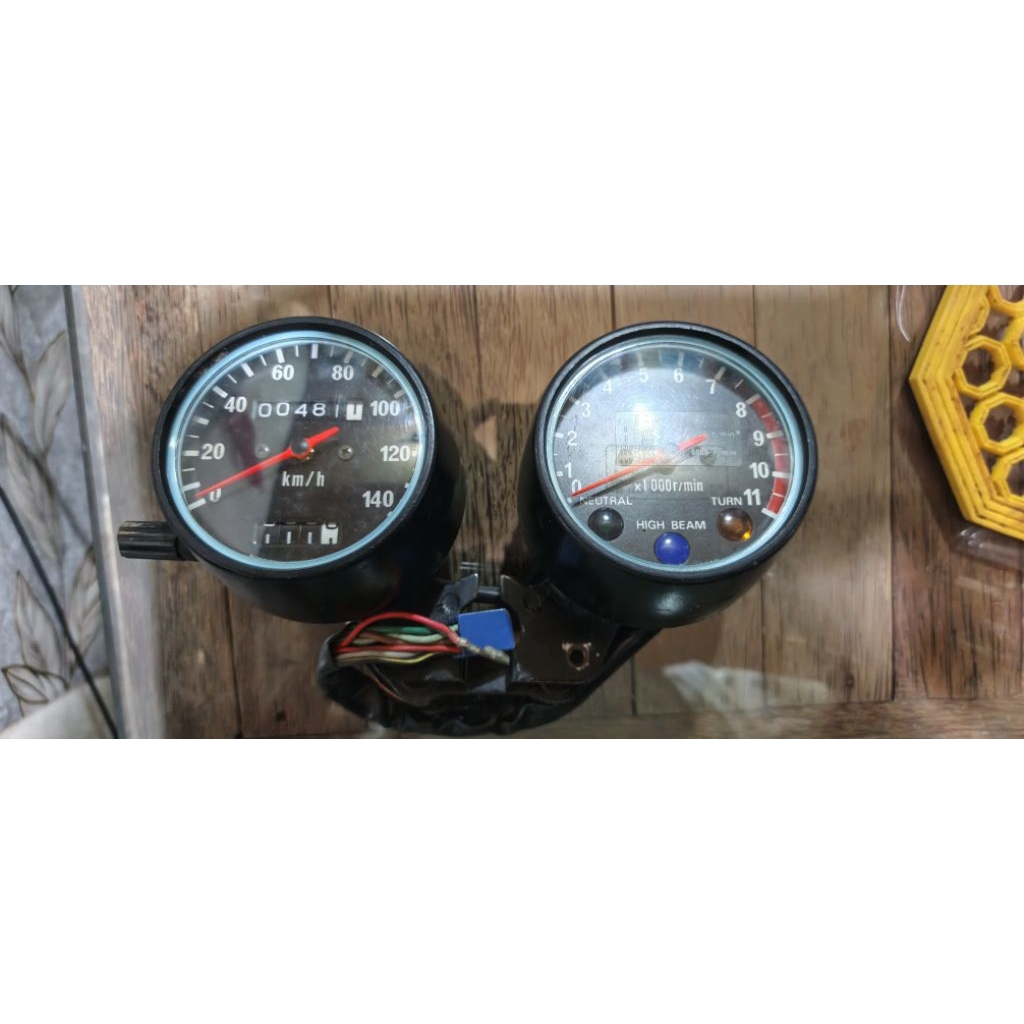 spidometer cb twin original honda. Barang simpanan. like new