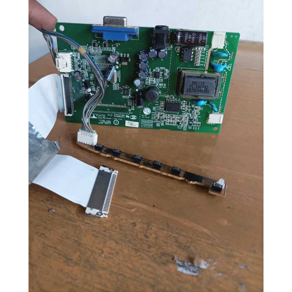 Mainboard Monitor Bekas LG Flatron W1645SV Cabutan Normal