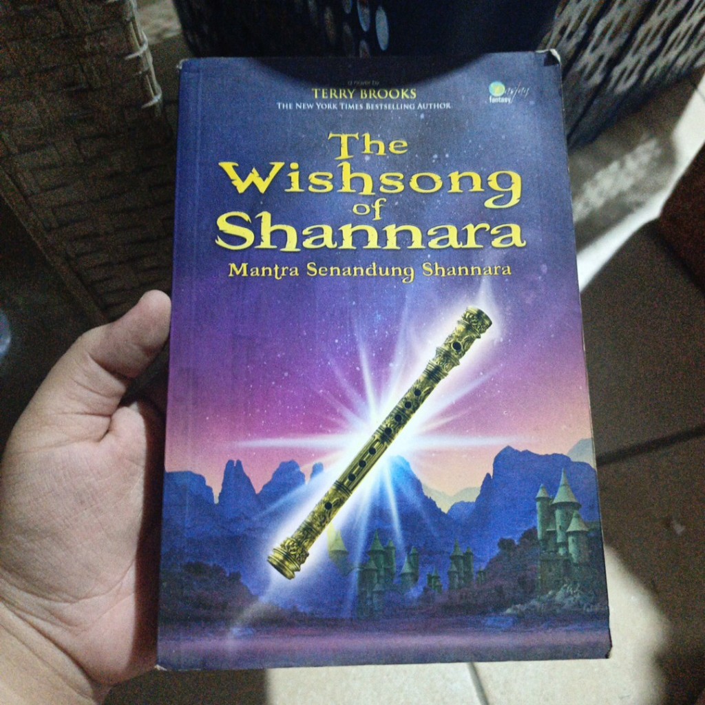 [Preloved] The Wishsong of Shannara - Mantra Senandung Shannara  Terry Brooks