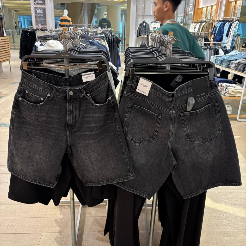 Jastipp. Standard Fit Jeans Pendek Pull&Bear (Man)