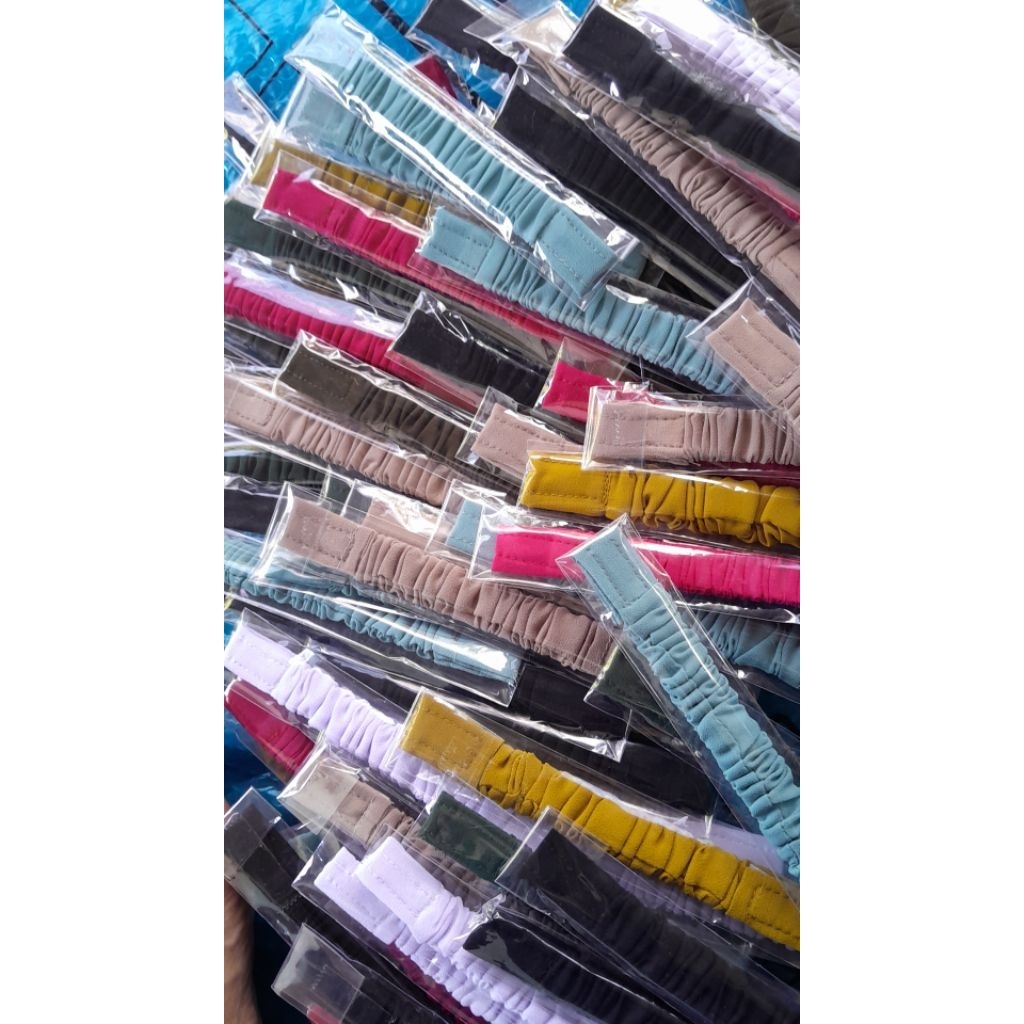 konektor masker tipe perekat
