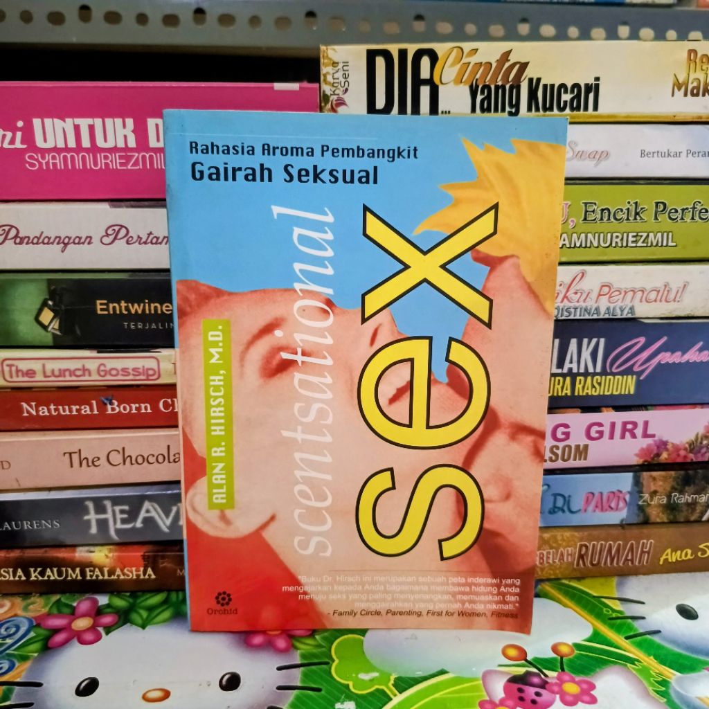 BUKU SCENTSATIONAL SEX RAHASIA AROMA PEMBANGKIT GAIRAH SEKSUAL (ORIGINAL)