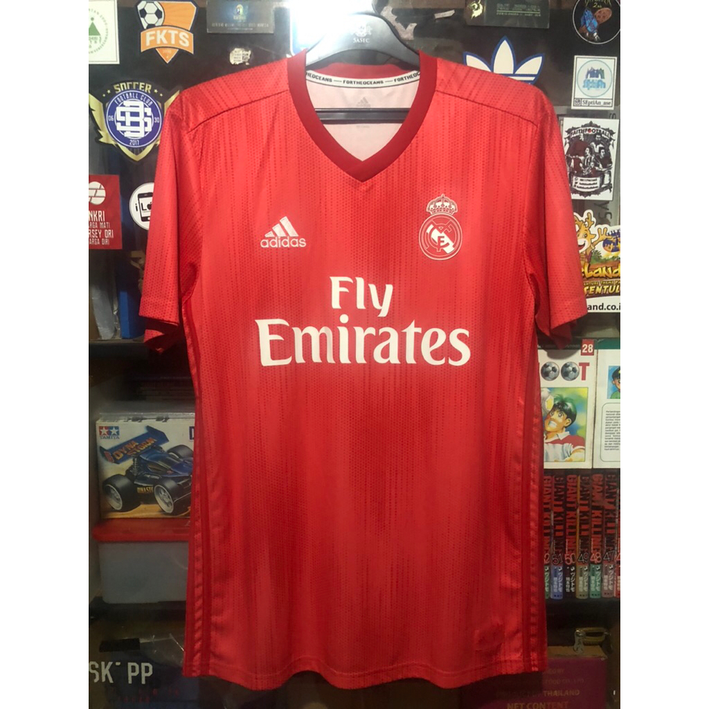 Jersey Original Real Madrid 3rd 2018/19 Parley