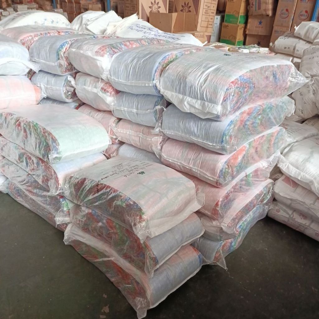 Kresek Pencil Jumbo Warna Warni 40 X 65 CM