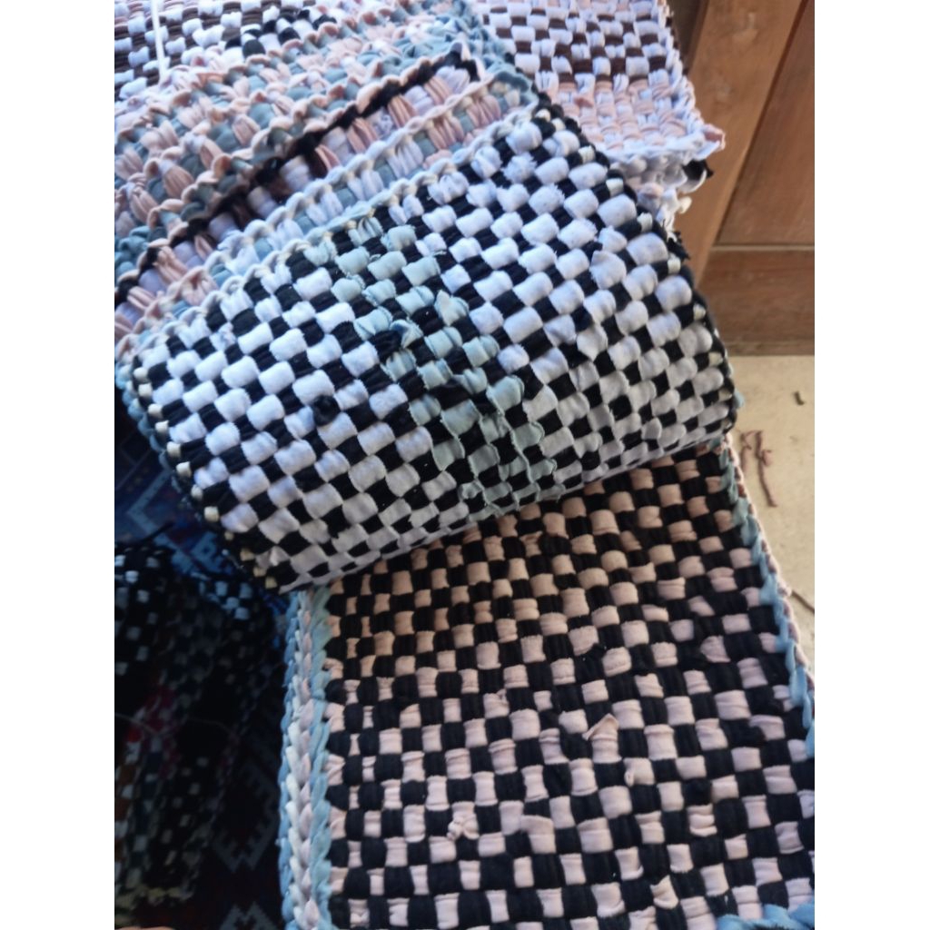 Keset anyam tebal anti selip keset kamar mandi keset homade