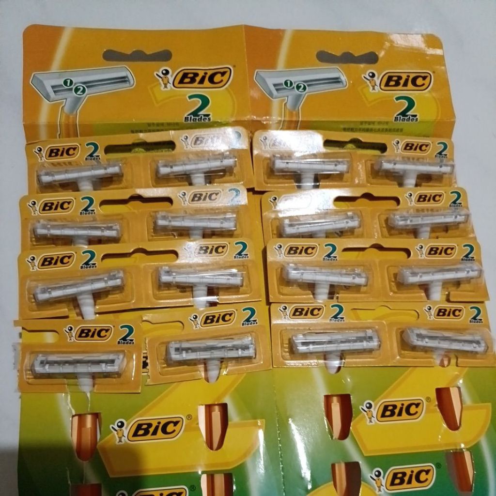 16 PCS PISAU CUKUR BIC