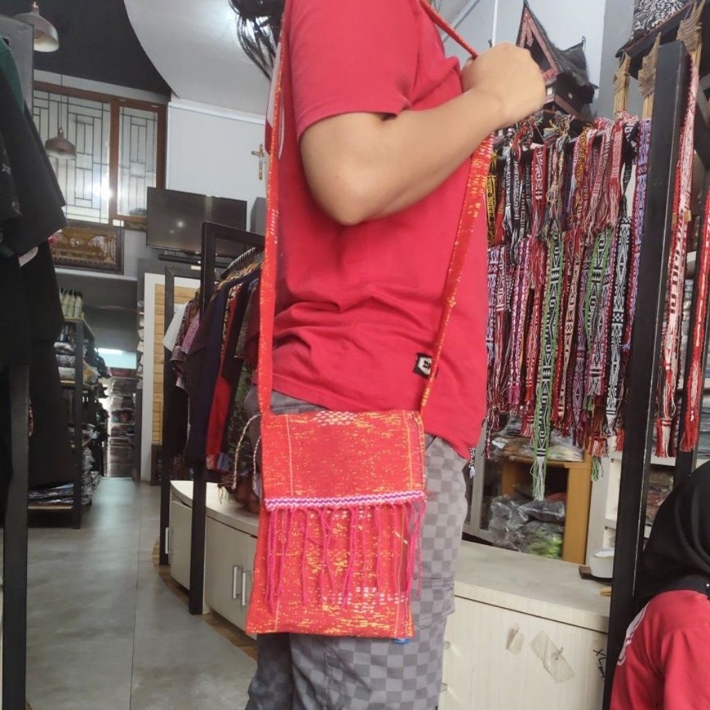 tas hp sandang ulos ragihotang tali tas ulos juga