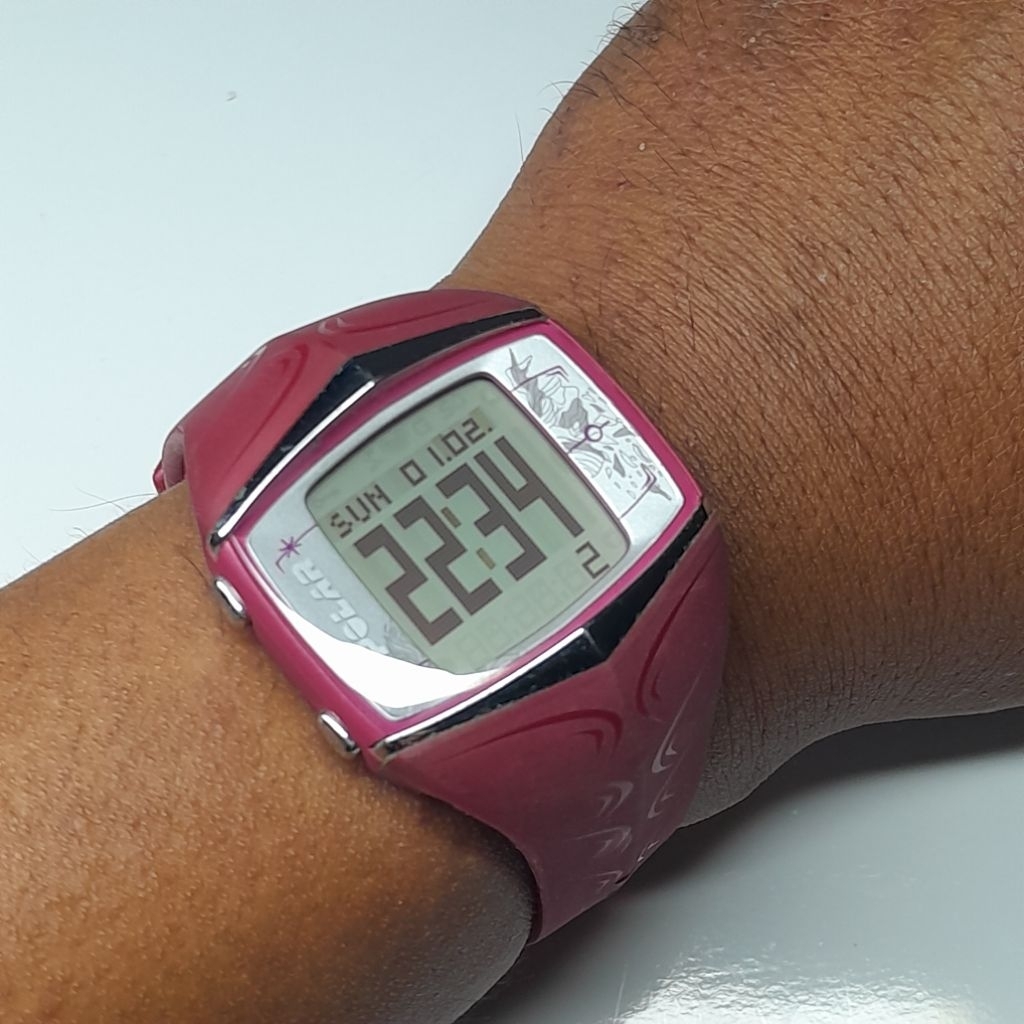 Jam tangan wanita Polar flow FT 60 Heart rate monitor