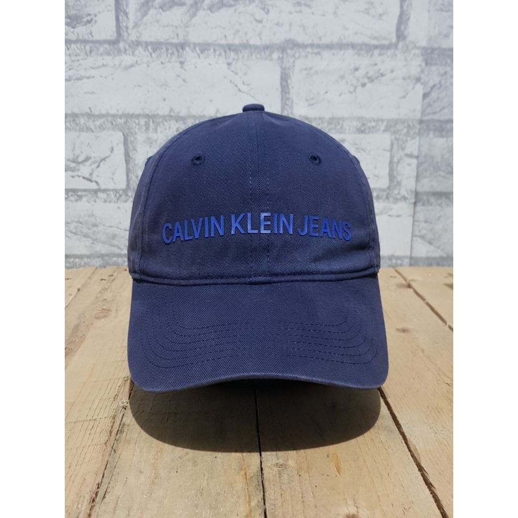 CALVIN KLEIN JEANS