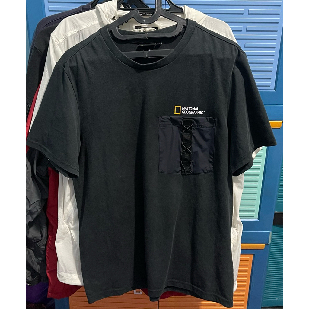 ts natgeo size L PxL 67x52 dan celana patch