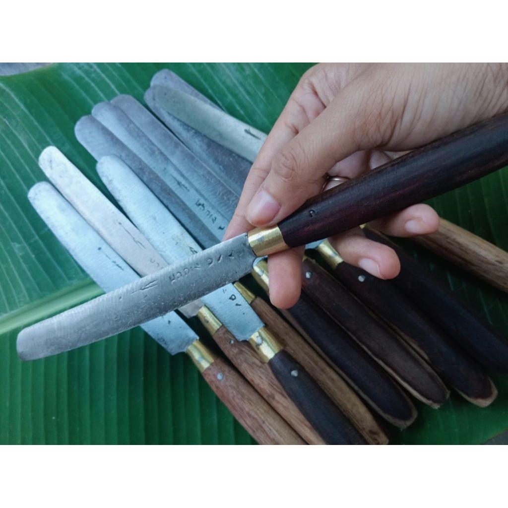 Pisau dapur Haris PKK,bahan baja karah kuning kuat dan tajam