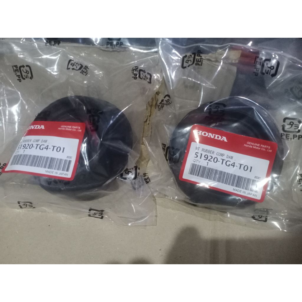 KARET SUPPORT SHOCK ATAS JAZZ CITY BRIO MOBILIO  BRV HRV FREED 51925-TG1-T01