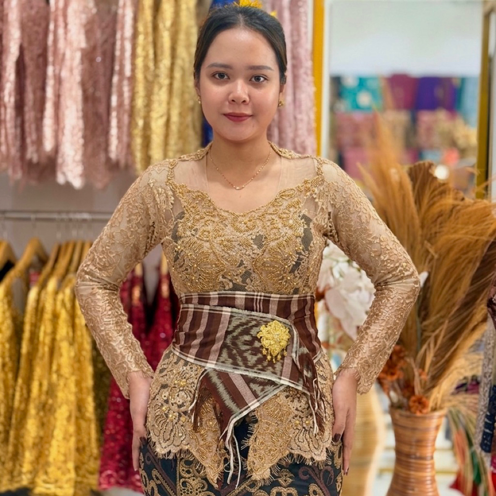 Kebaya Modifikasi Full Payet Depan | Kebaya Bali | Kebaya Payet | Kebaya Semifrancis | Kebaya Bali M