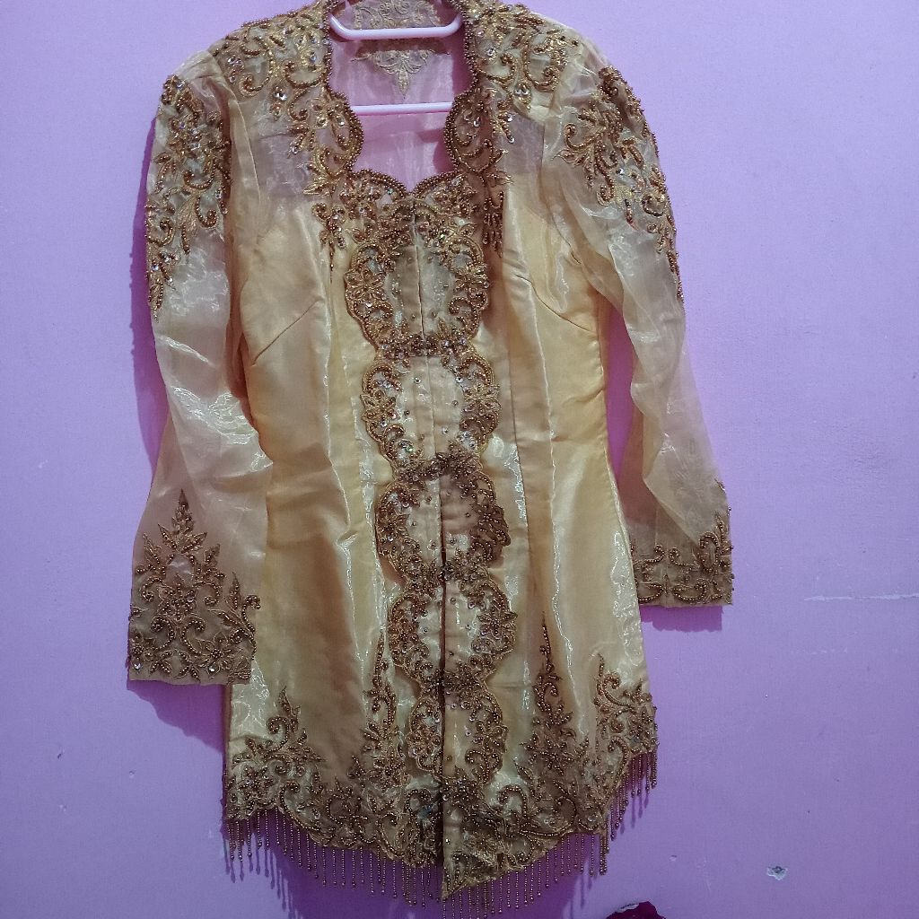 Preloved Kebaya Pengantin Jawa