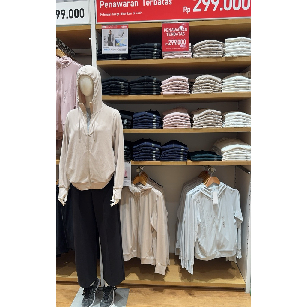 Uniqlo Jaket Airsm Sale