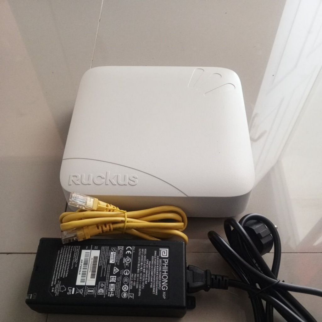 Access Point Ruckus R700 Router Wirelles 4G/5G