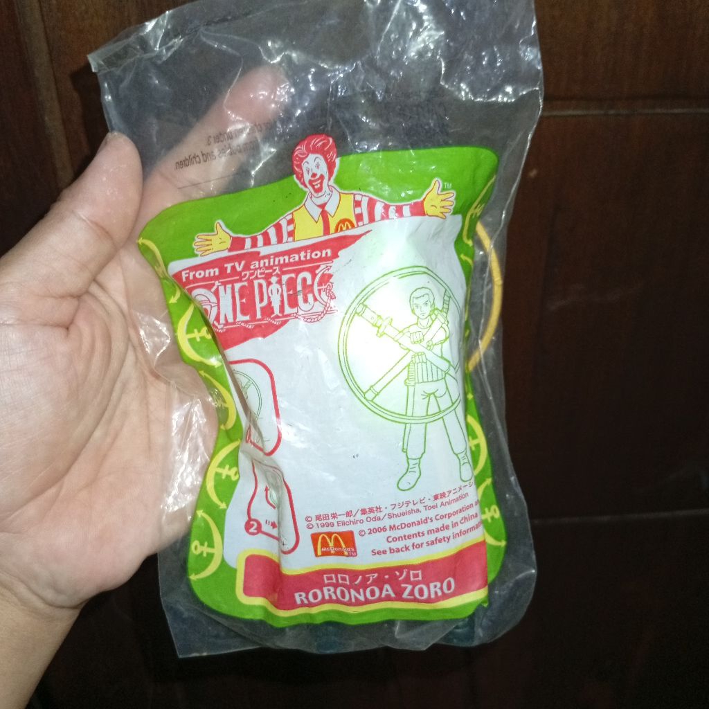 happy meal toys one piece  roronoa Zoro new segel