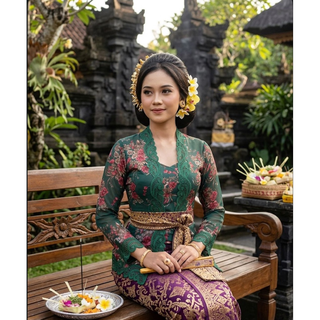 Kebaya bunga bordir tangan panjang
