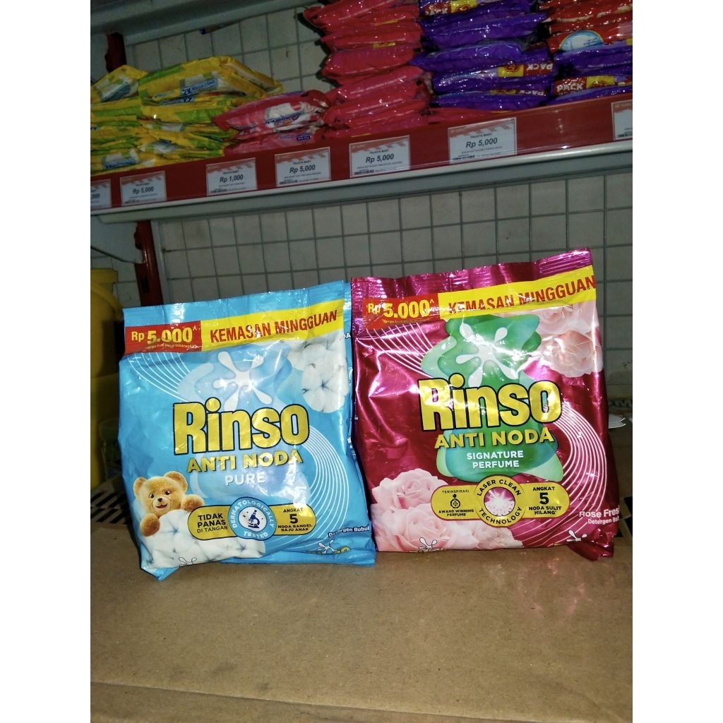 Rinso Deterjen Bubuk Molto Renceng Isi 240gr - Anti Noda, Aroma Tahan Lama, Perlindungan Warna