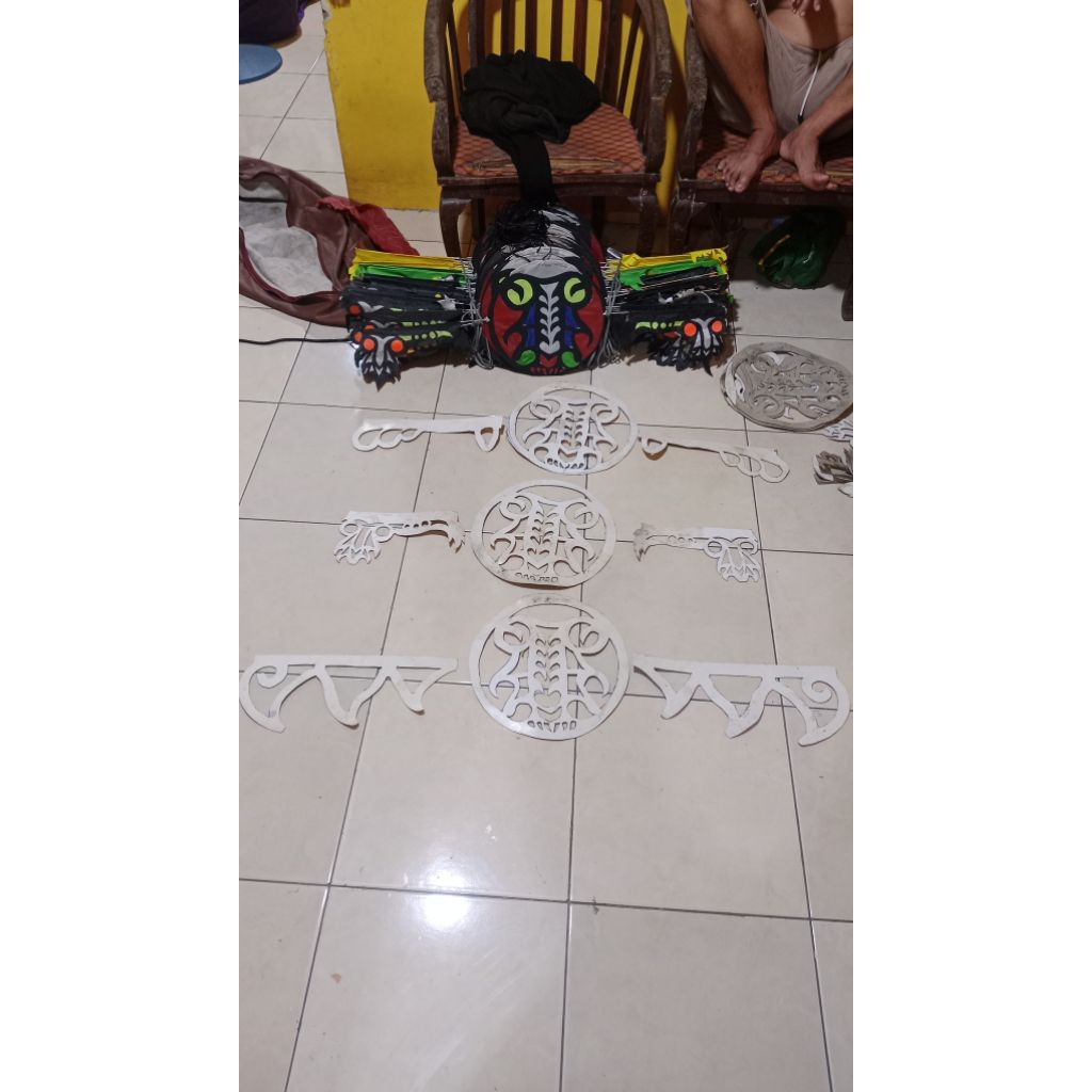 layangan naga dm 30 70keping kurang lbih nya (ronce ulang)