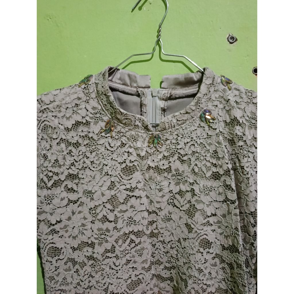PL baju pesta