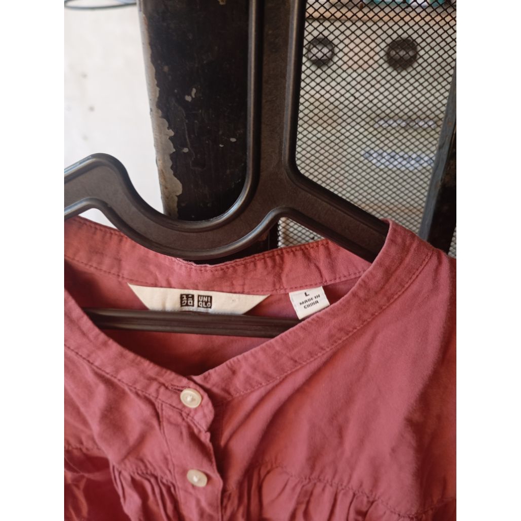 blouse lengan balon warna putih bohe bordir bunga