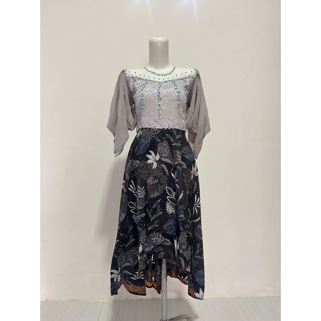 PRELOVED GAUN PENYANYI//GAUN SINGER