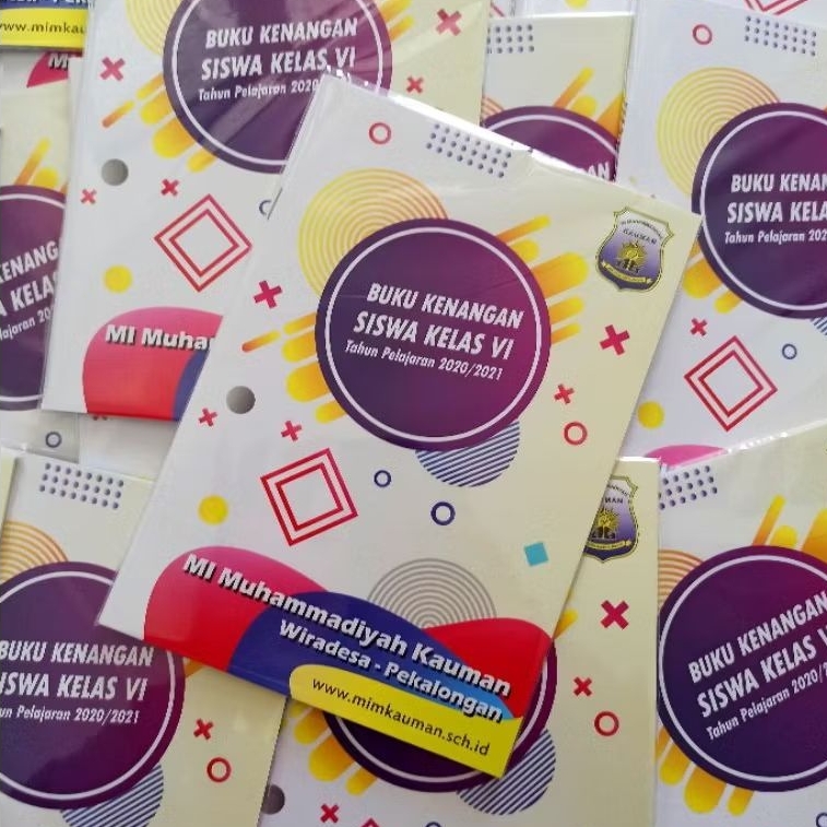 Cetak Buku Kenangan Sekolah - Yearbook