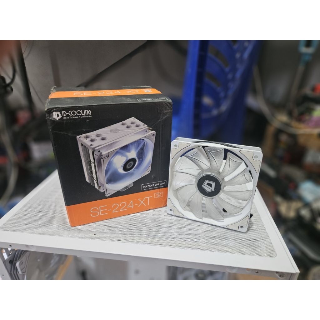 Jual CPU Cooler ID-COOLING SE-224-XT White LED Dual Fan Lengkap Bekas Normal