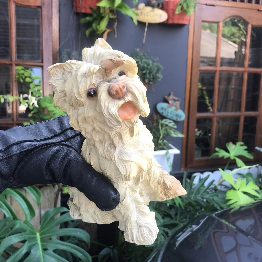 Patung Anjing Bahan Gipsum (Ada Dempulan)