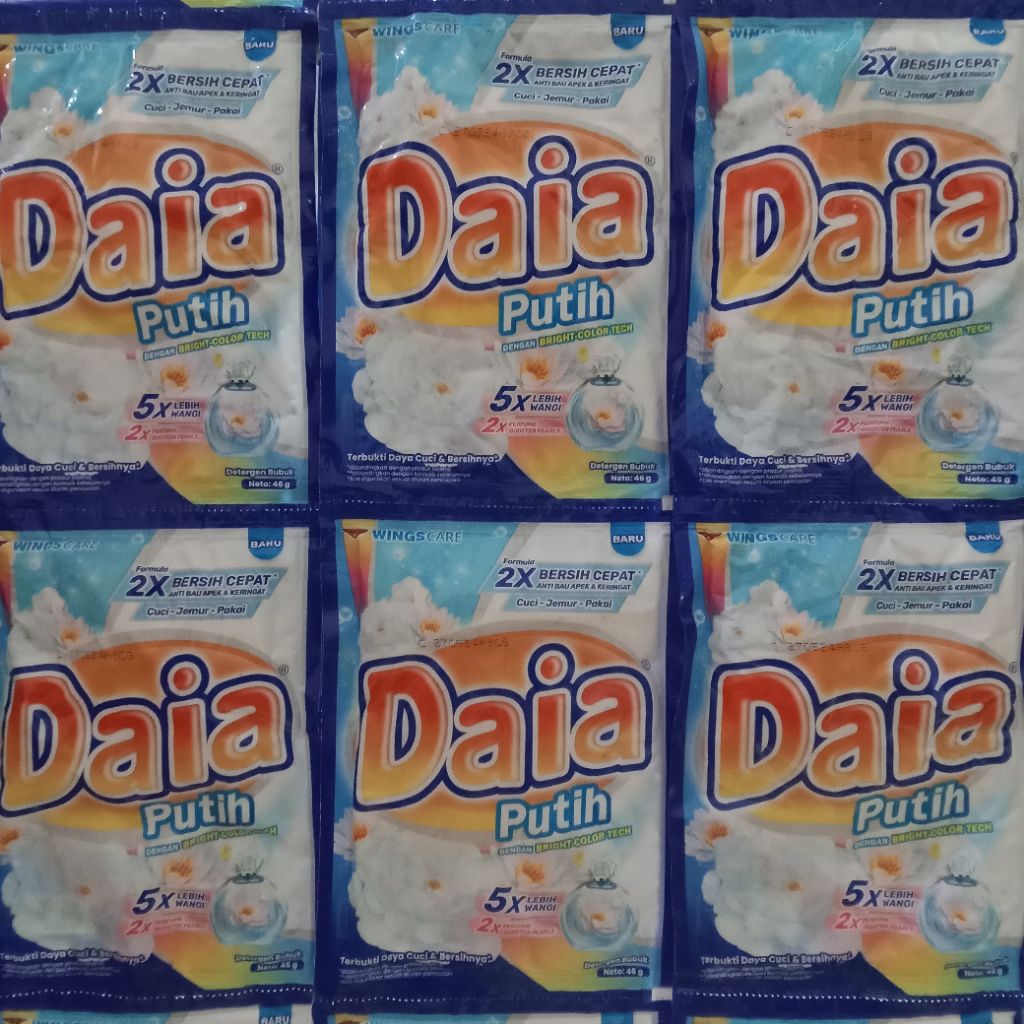 6 RENCENG DAIA BUBUK 1000 PUTIH ISI 36SACHET (DETERJEN)