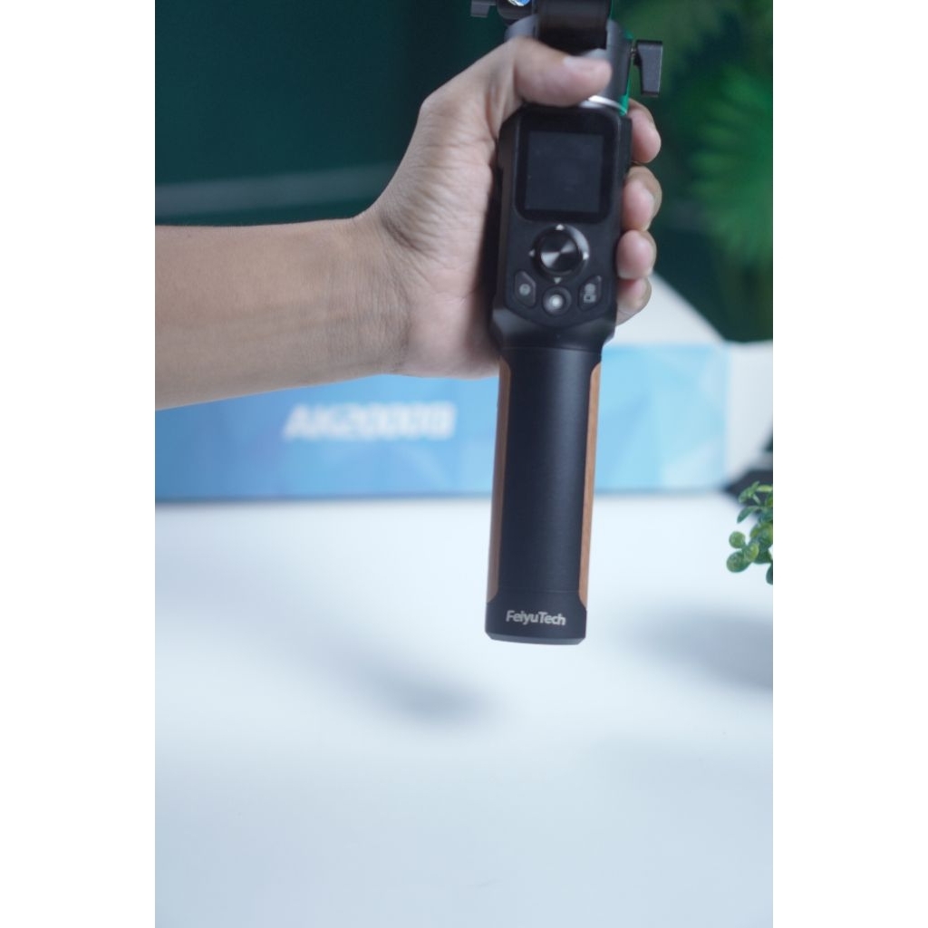 Feiyutech AK2000C gimbal stabilizer kamera second like new