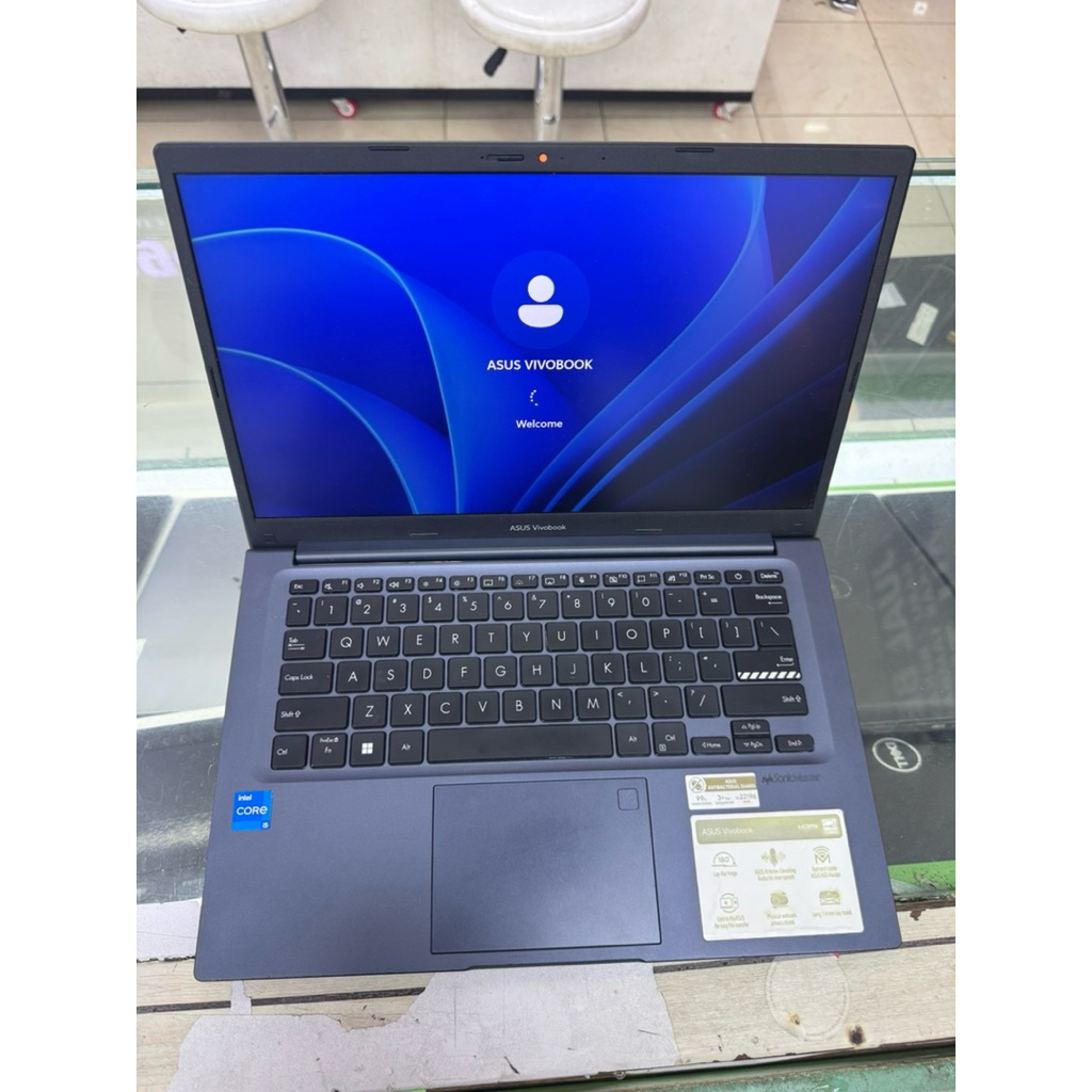 Laptop Asus Vivobook X140 14" intel core i5 gen12 ram 8GB ssd 256Gb bekas second original