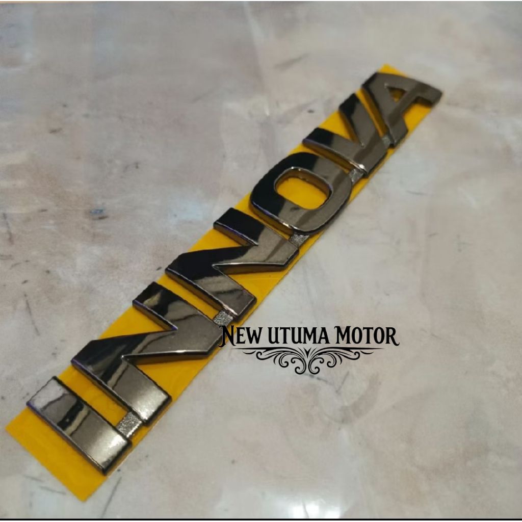 Emblem tulisan innova original innova reborn black chrome car