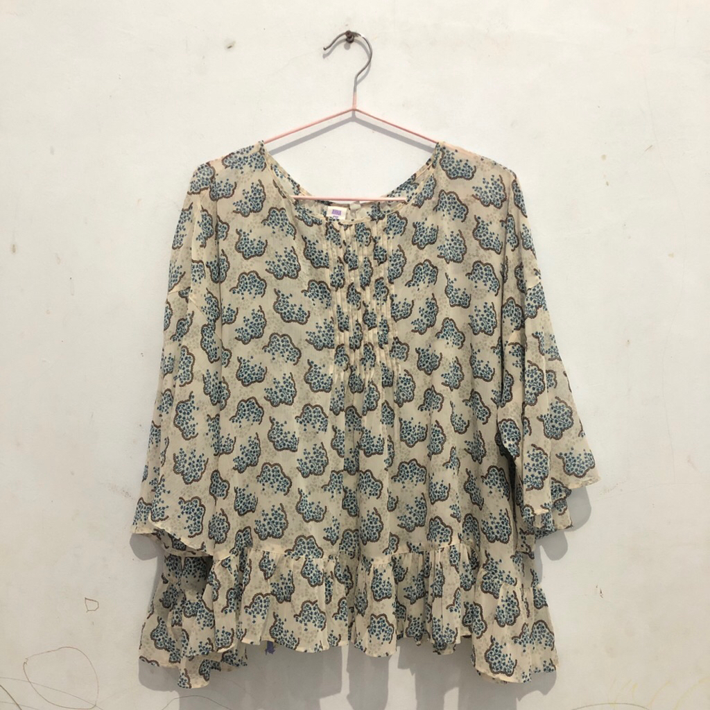 UNIQLO X ANNA SUI Blouse