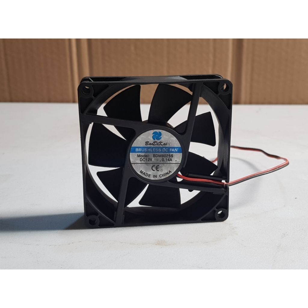 Fan kipas Brushless DC 12V-0,14A 8X8cm 2pin
