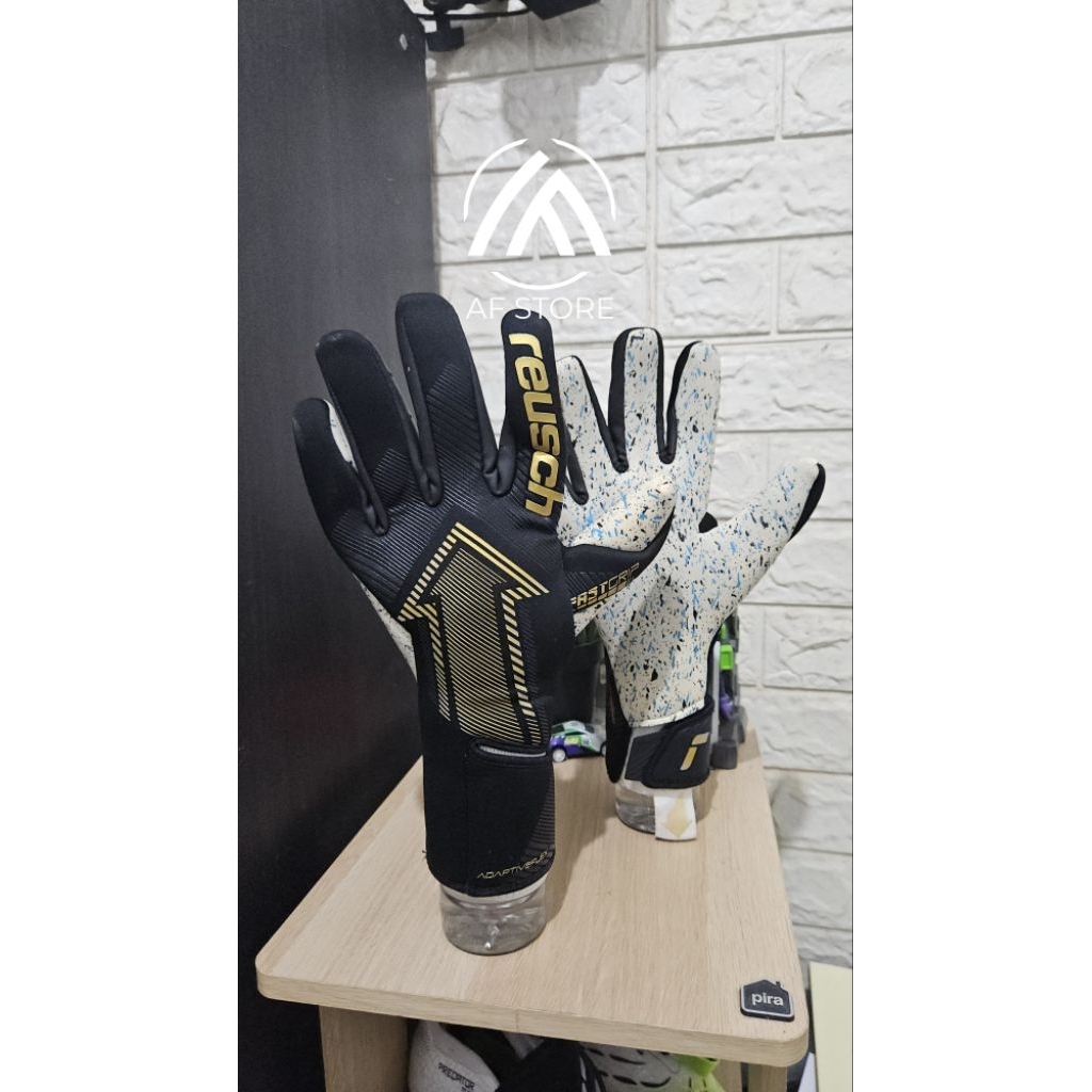 Sarung Tangan Kiper Reusch Fastgrip Fusion Arrow