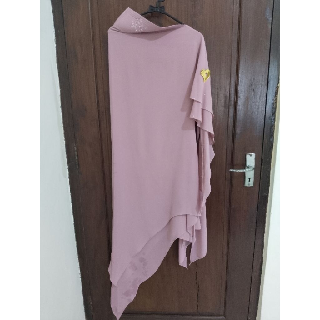 PRELOVED KHIMAR 2 LAYER CERUTY JUMBO