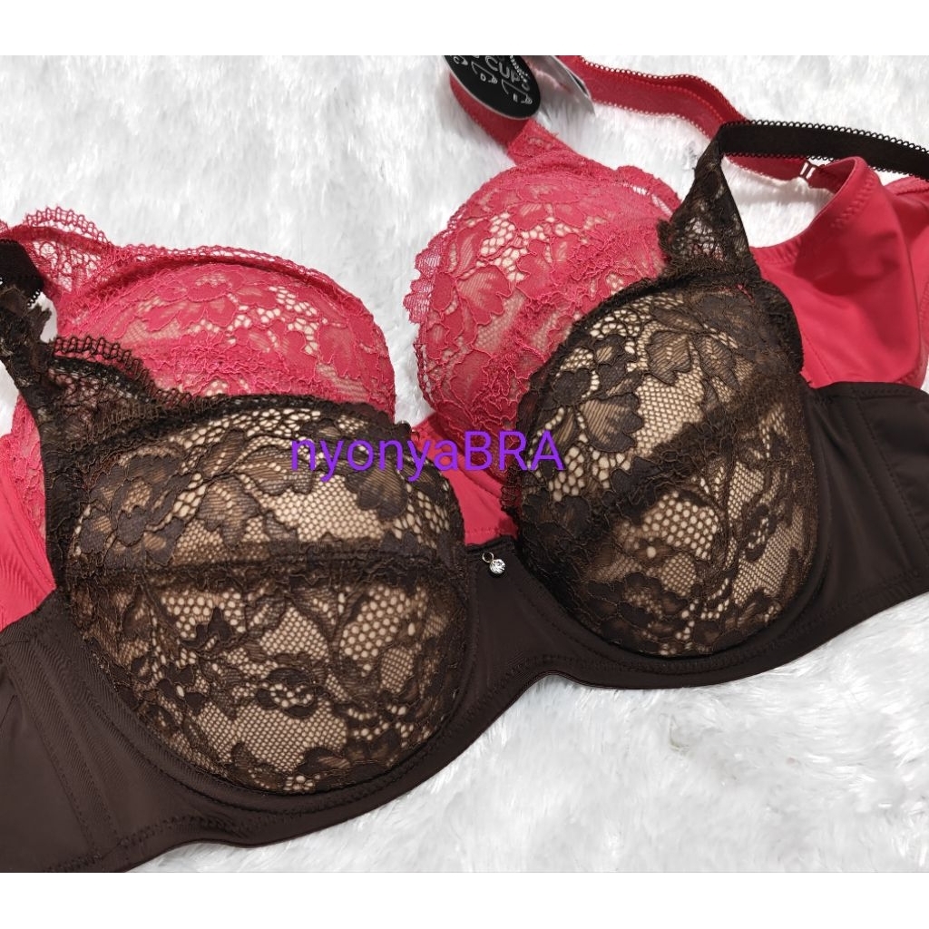 Wacoal Bra berkawat cup B,C,D, 34,36,38,40, IB 4372