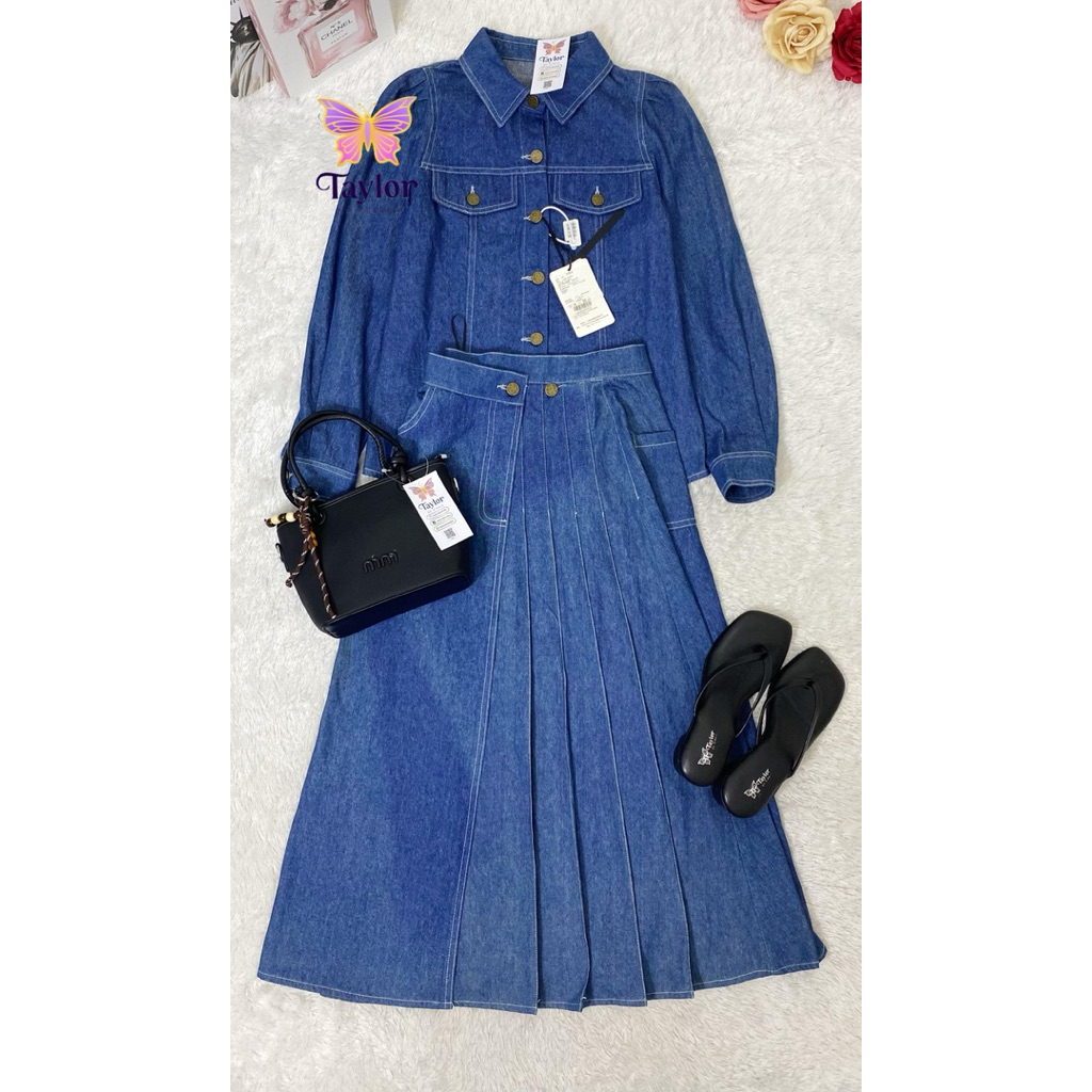 ONE SET JEANS WANITA