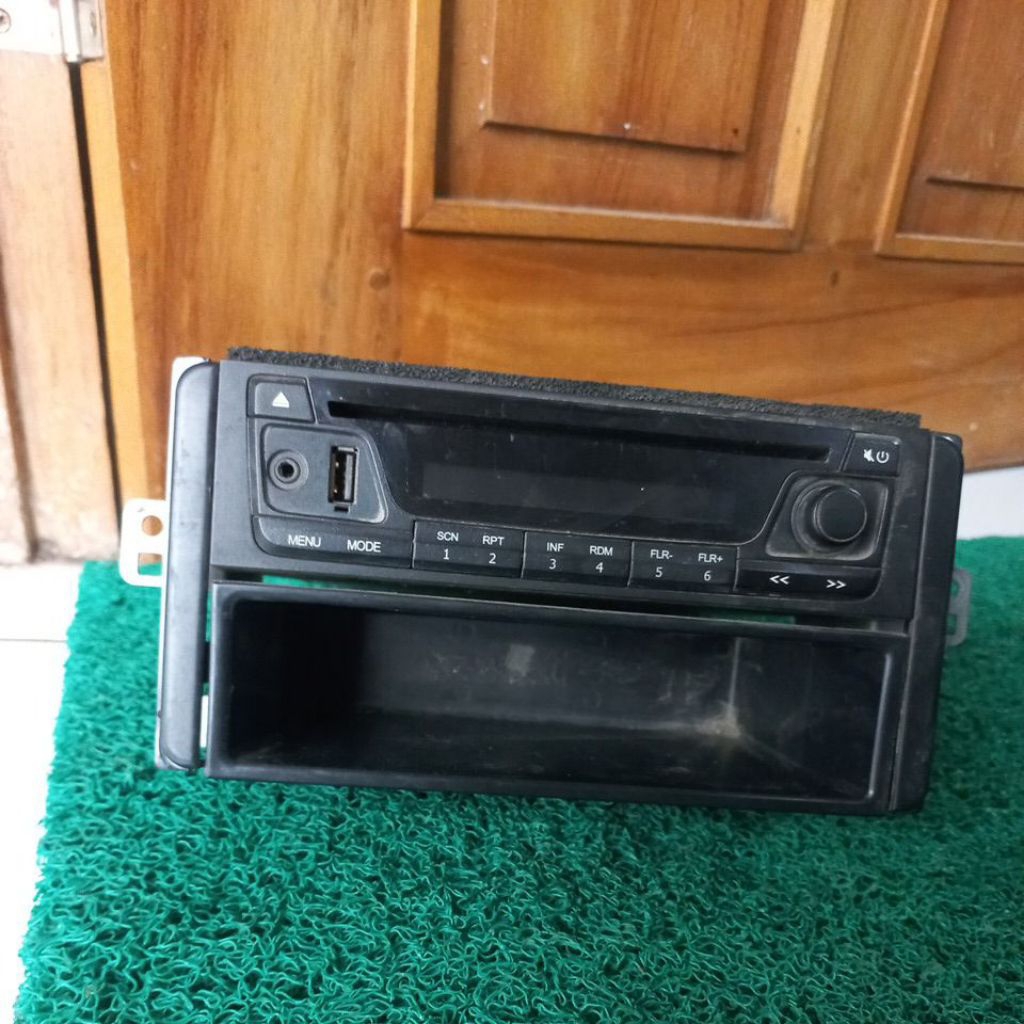 Head Unit Audio Calya Sigra 1.0 Copotan Mobil Original