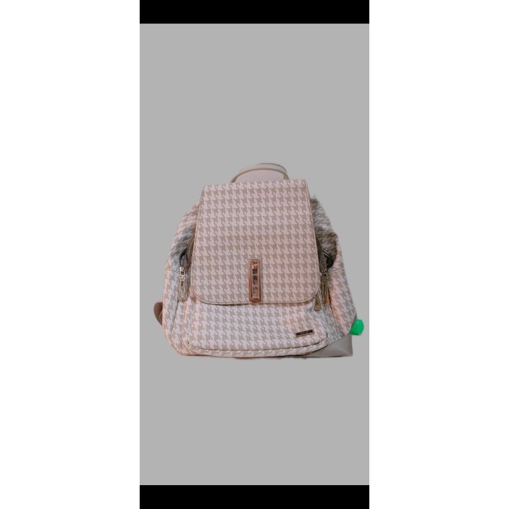 Tas enji warna hijau