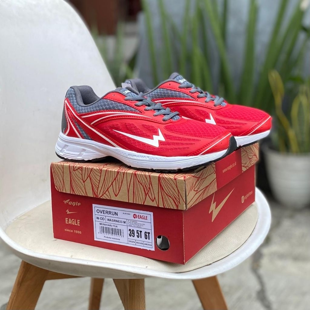 Eagle Sepatu Lari Over Run - Running Shoes