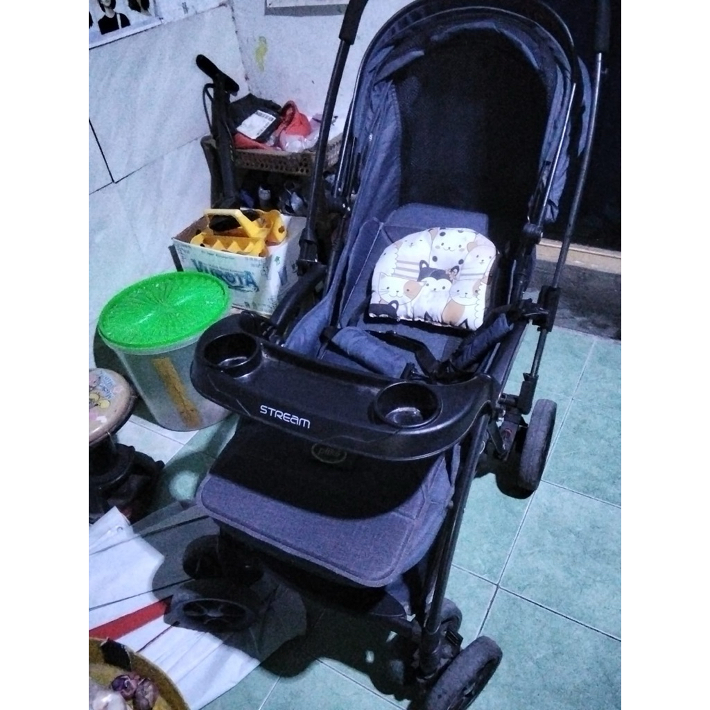 kereta dorong bayi bekas