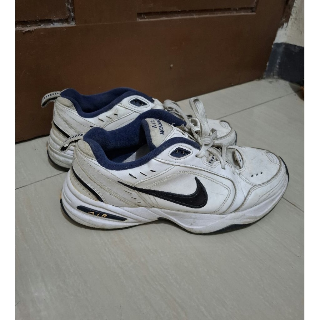 Sepatu Nike Air Monarch sneakers putih "44.5"