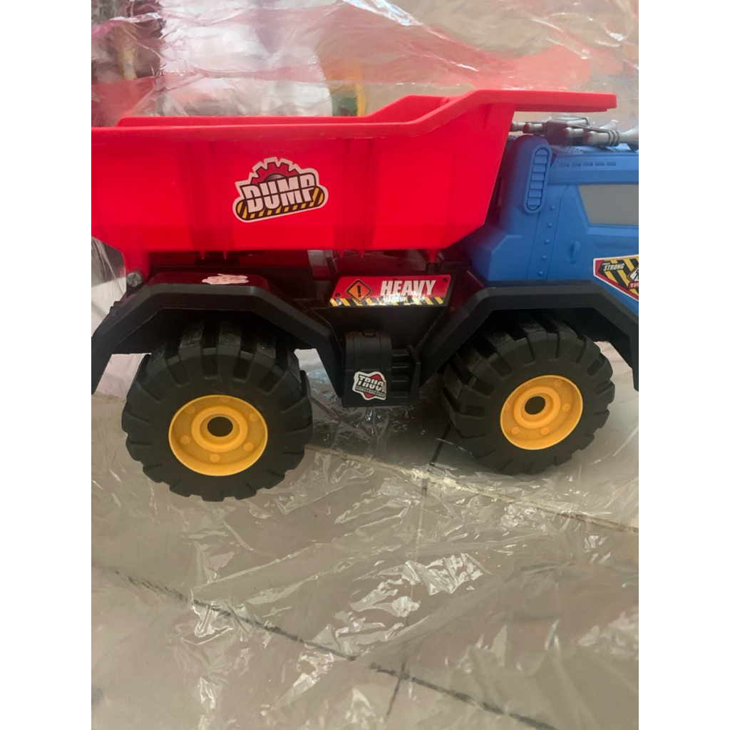 mobil besar/ mobil mainan/ mobil yang bisa dinaiki