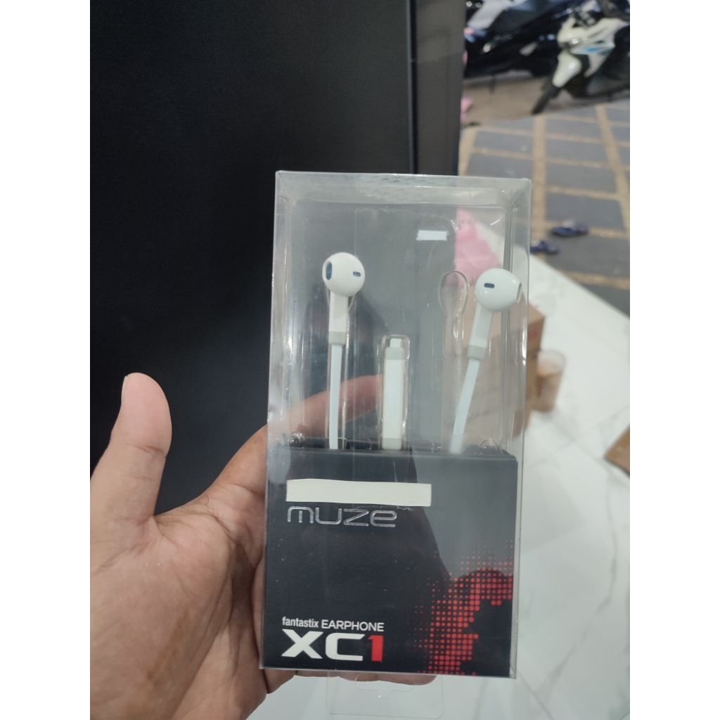 headset earphone polytron muze cucigudang jack 3.5mm ( jack aux )